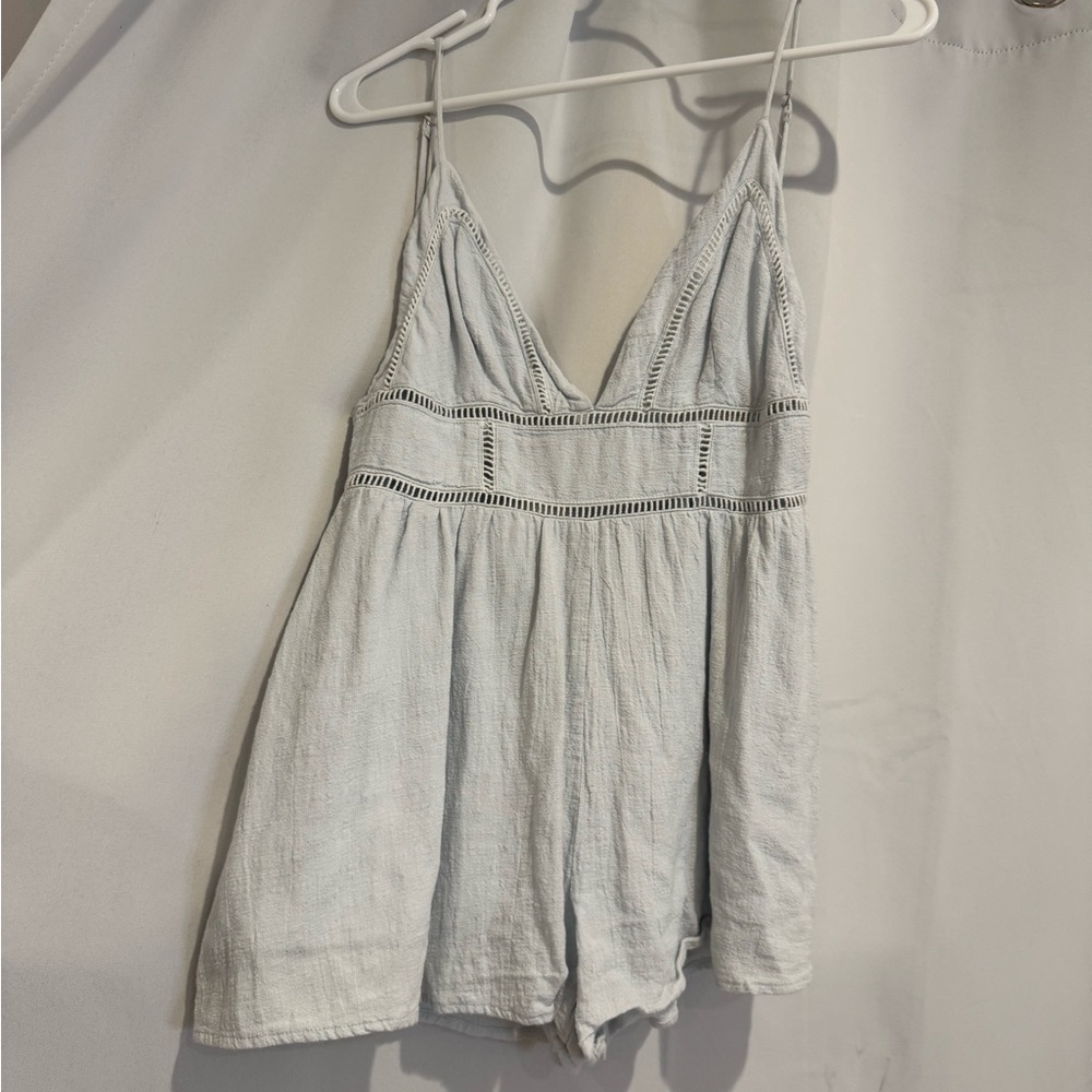 White Sleeveless Mini Dress - Picture 2 of 2